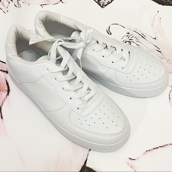 Rue21 Shoes - Rue 21 White Pull On Lace Up Sneakers Size 8